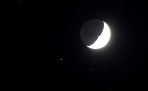 Księżyc i M45